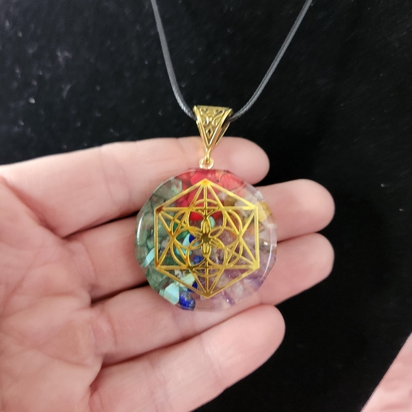 Chakra Necklace Pendant! NWOT! (G55) - Picture 3 of 4